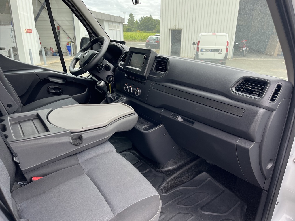 Utilitaire Renault Master Plancher Cabine Grand Confort DCI 165