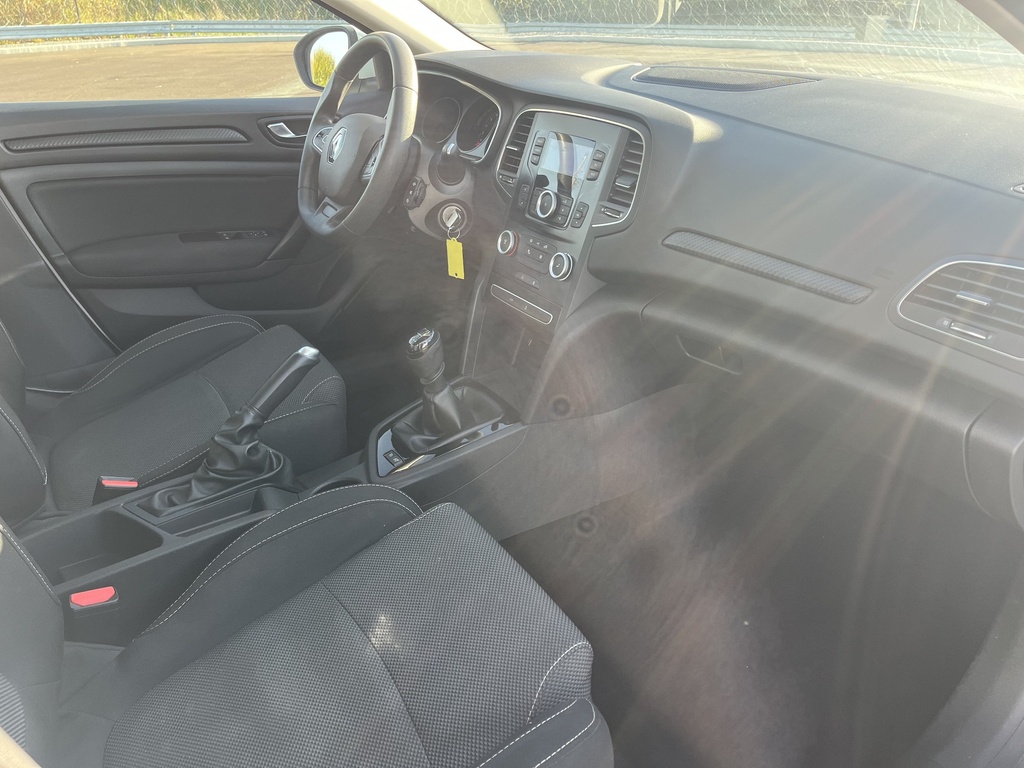 RENAULT MEGANE 4 1.5DCI95 SOCIETE 